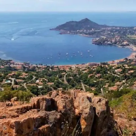 Le Papillon Maitiss * Saint-Raphael (Var)